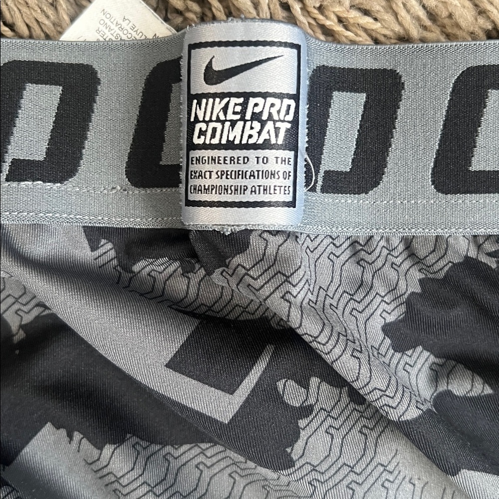 Nike: Pro Combat Men’s Black & Gray Camo Compression Leggings - Picture 9 of 9